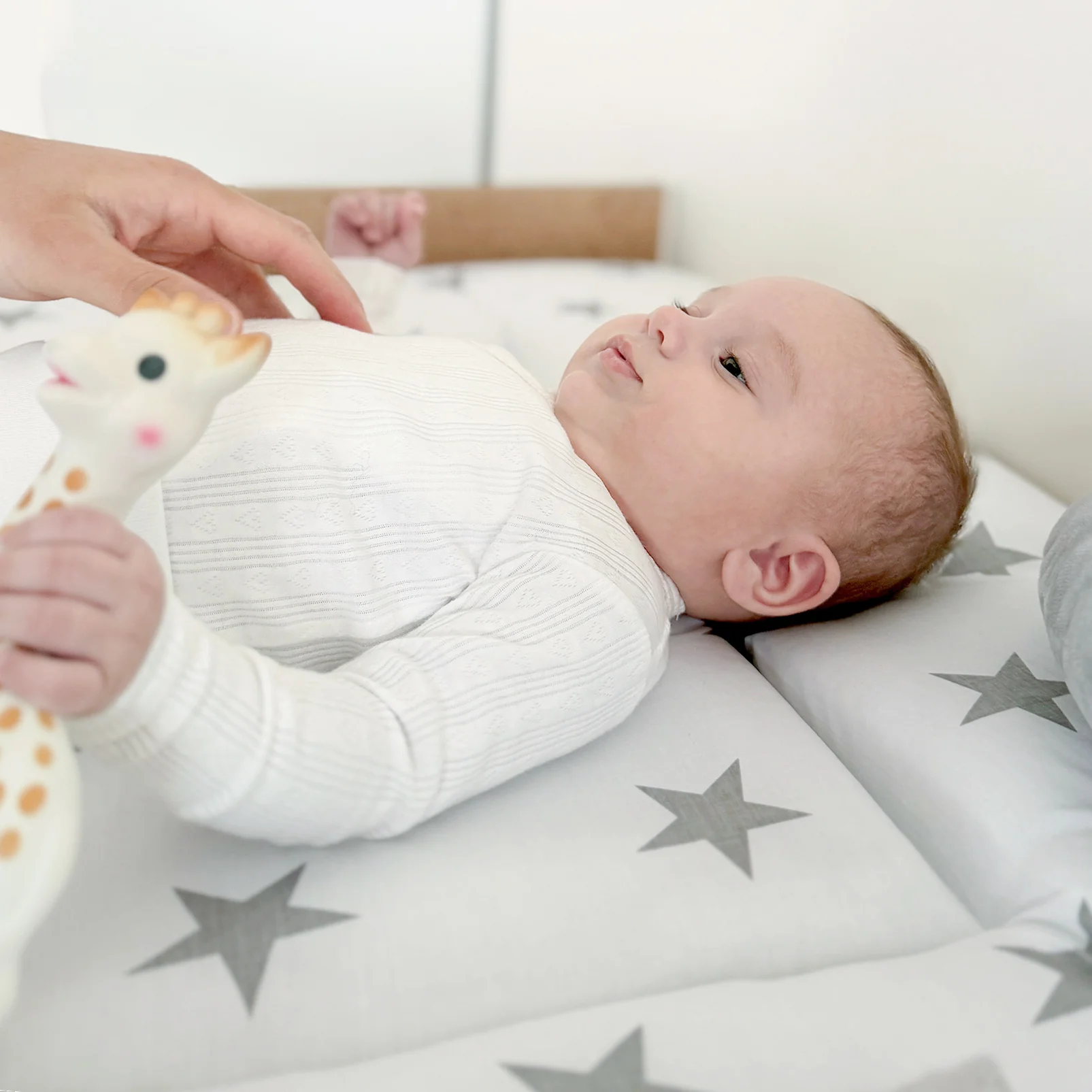 Wickelauflage 'Little Stars' - 85 x 75 cm - PU beschichtet - Weiß / Hellgrau - Image 6