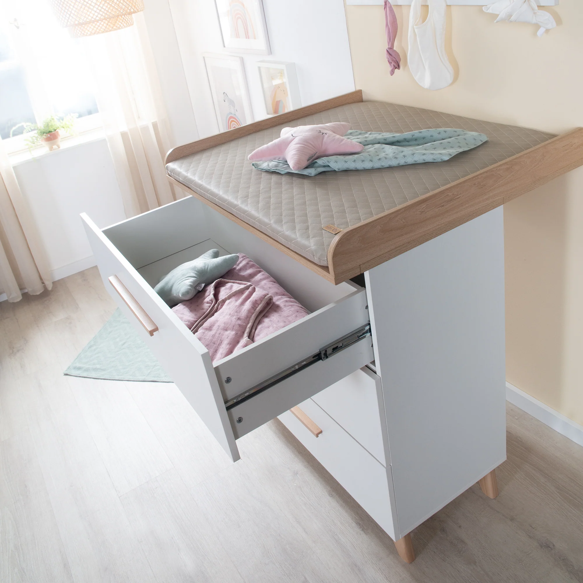 Babyzimmer 'Leon' 3-teilig - Modulares Möbelset - Weiß / Dekor Othello Eiche - Image 20