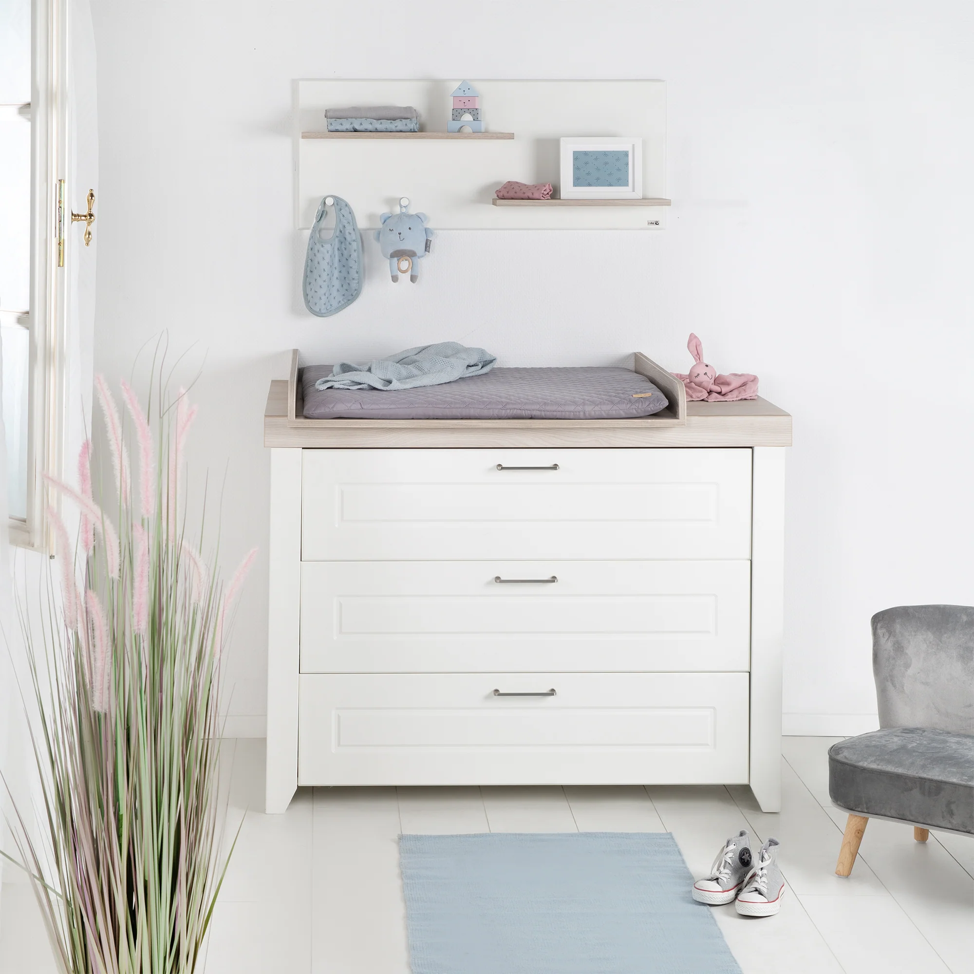 Zimmerset 'Felicia' inkl. Kombi-Bett 70 x 140 cm, Wickelkommode & 3-türigem Schrank, Luna Elm / weiß - Image 17