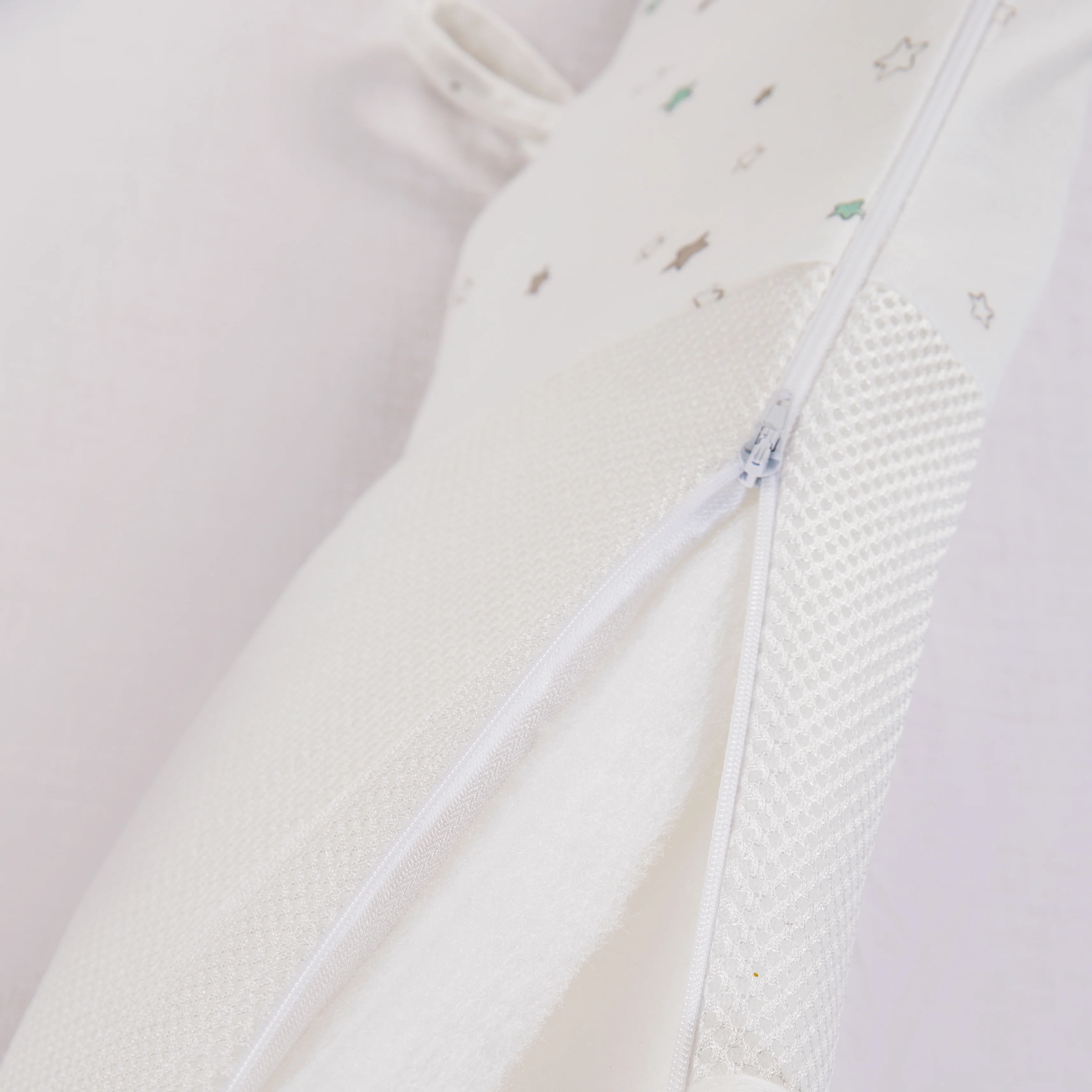 Nestchen 'safe asleep®', Air PLUS 'Sternenzauber', luftzirkulierend, mit AIR-balance System - Image 3