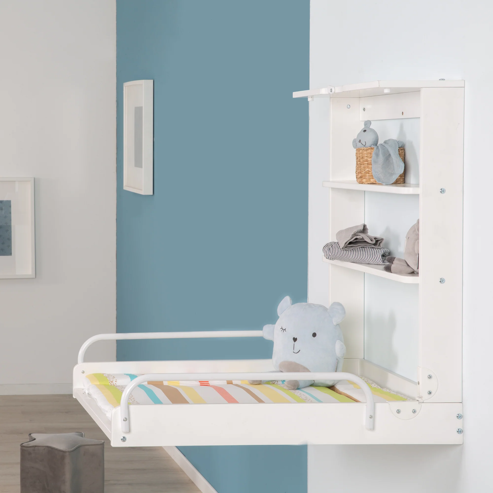 Wandwickelregal, klappbares Wickelregal, weiß inkl. Wickelunterlage 'Dschungelbaby' - Image 8