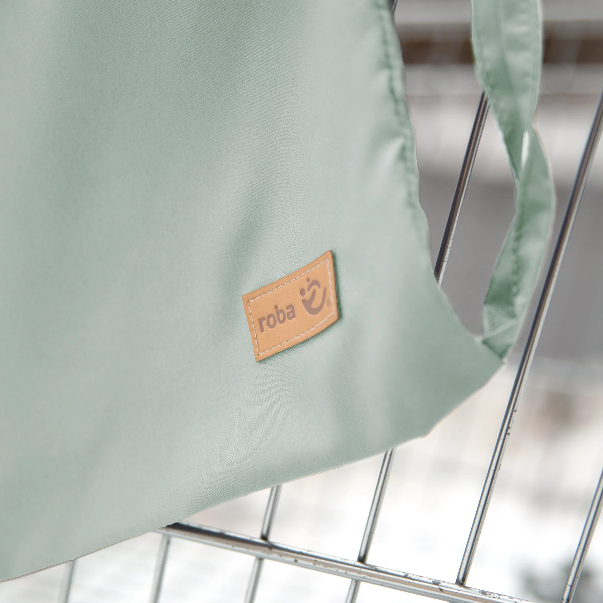 Einkaufswagenschutz 'roba Style' für Babys inkl. Tragerucksack - Frosty Green - Image 4