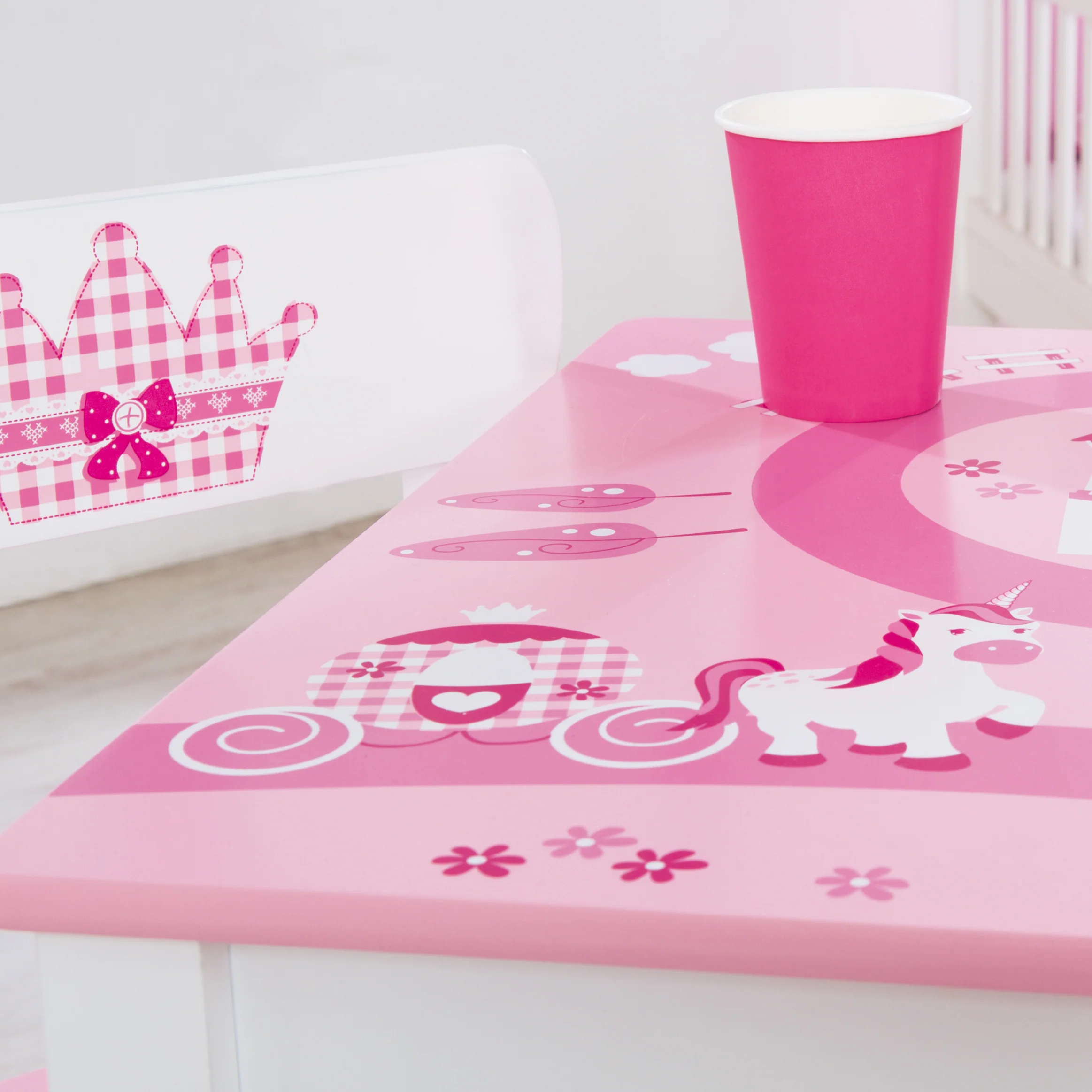 Kindersitzgruppe 'Krone', 2 Kinderstühlen & 1 Tisch, mit Prinzessin/Schloß/Einhorn, rosa - Image 3