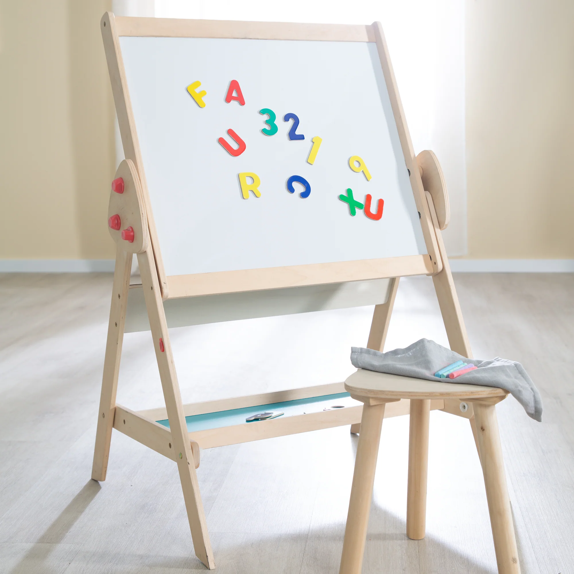 Tafel & Kinder-Sitz-Set 'Fuchs & Eule' wandelbar zu Tisch-Stuhl-Set, in Holz natur - Image 6