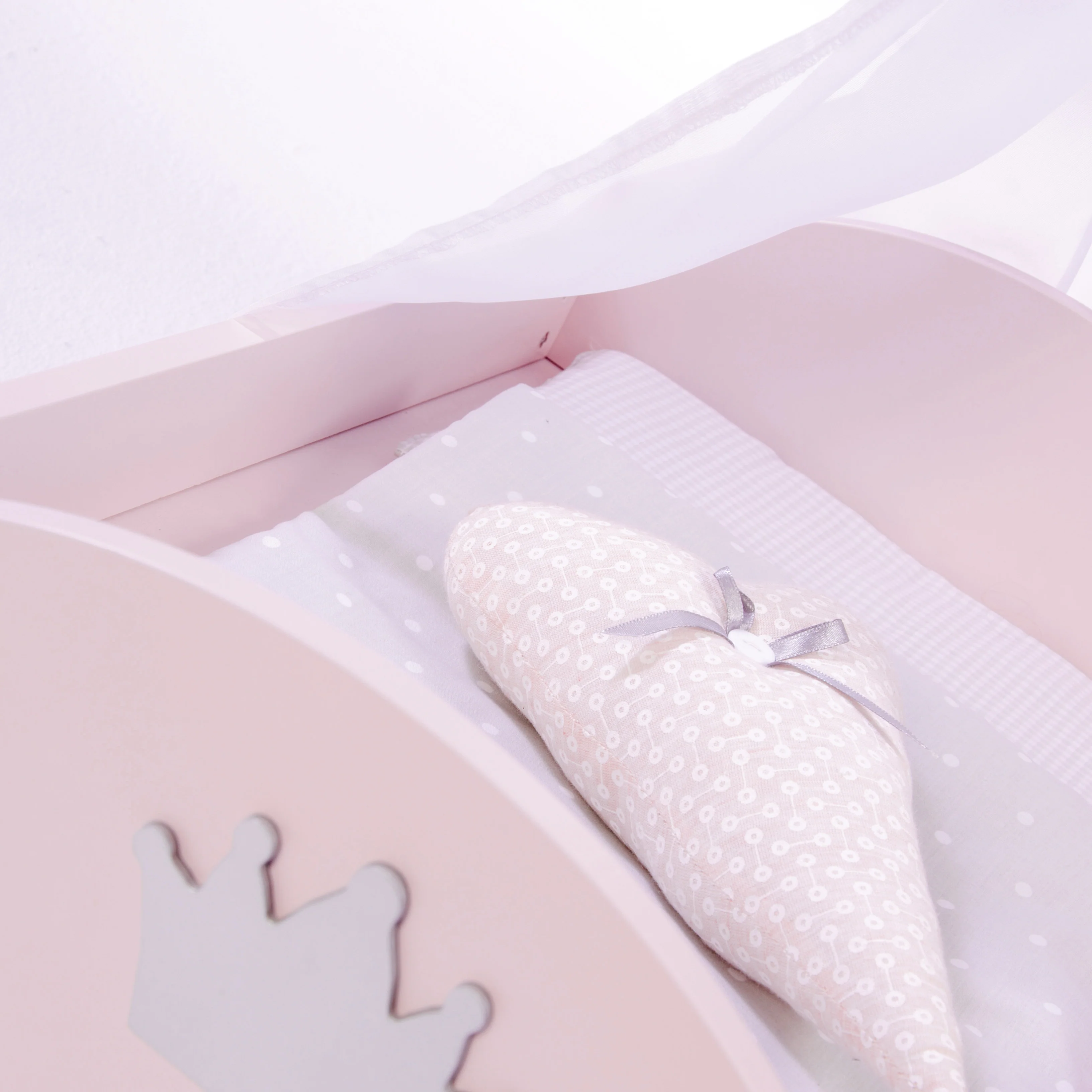 Puppenbett 'Prinzessin Sophie', inkl. textiler Ausstattung, Bettwäsche & Himmel - Image 3