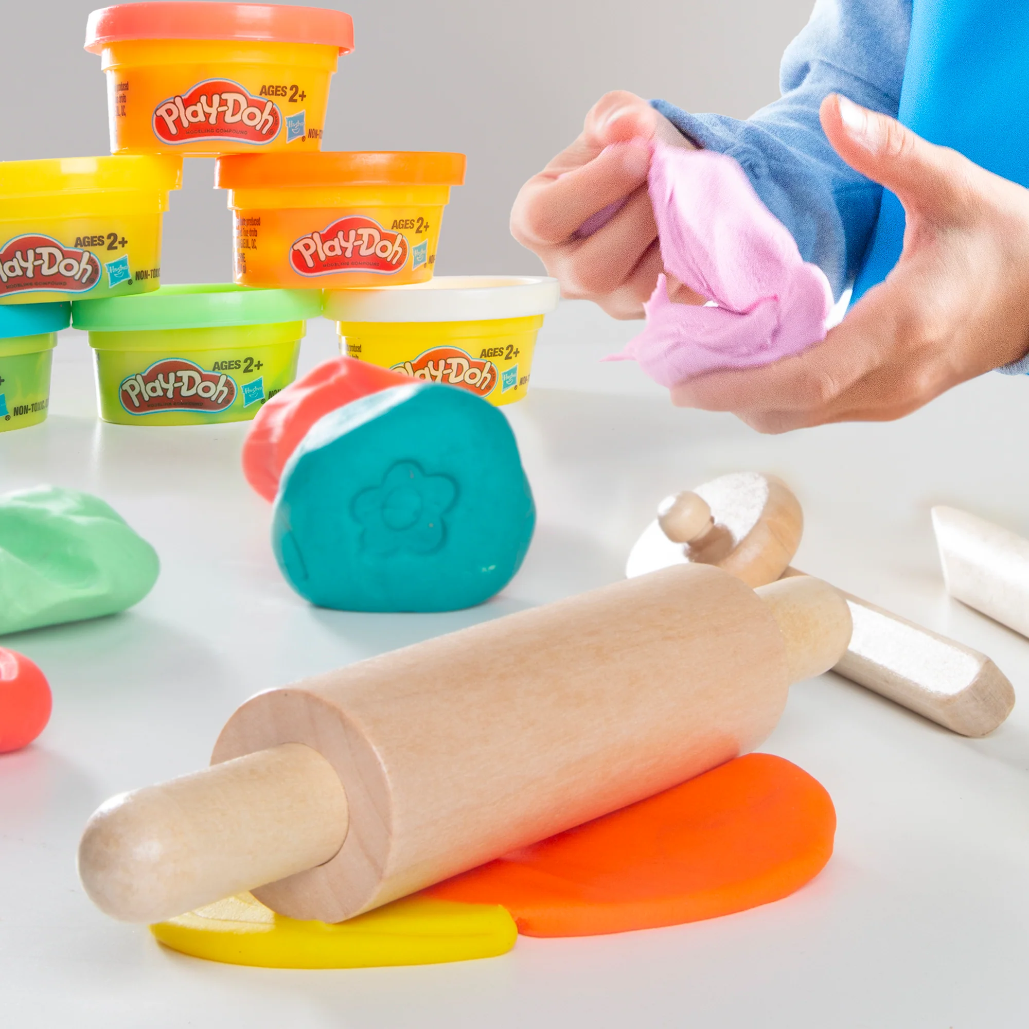 roba x Play-Doh Spielset mit 3D-Kreativmatte, Holzwerkzeugen, Knetdosen - Image 6