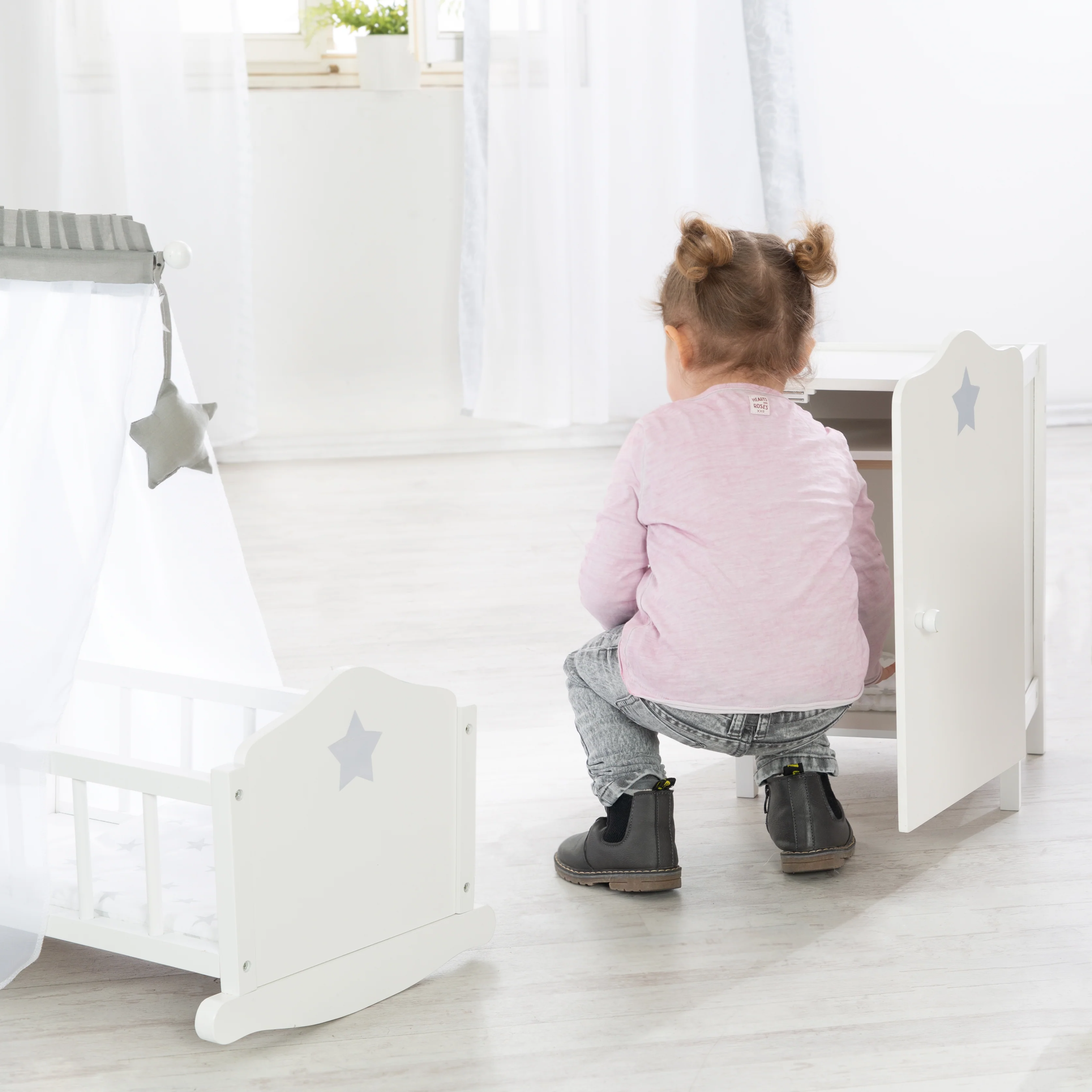 Puppenkleiderschrank 'Stella', zum Verstauen von Puppenkleidung & Zubehör, weiß lackiert - Image 2